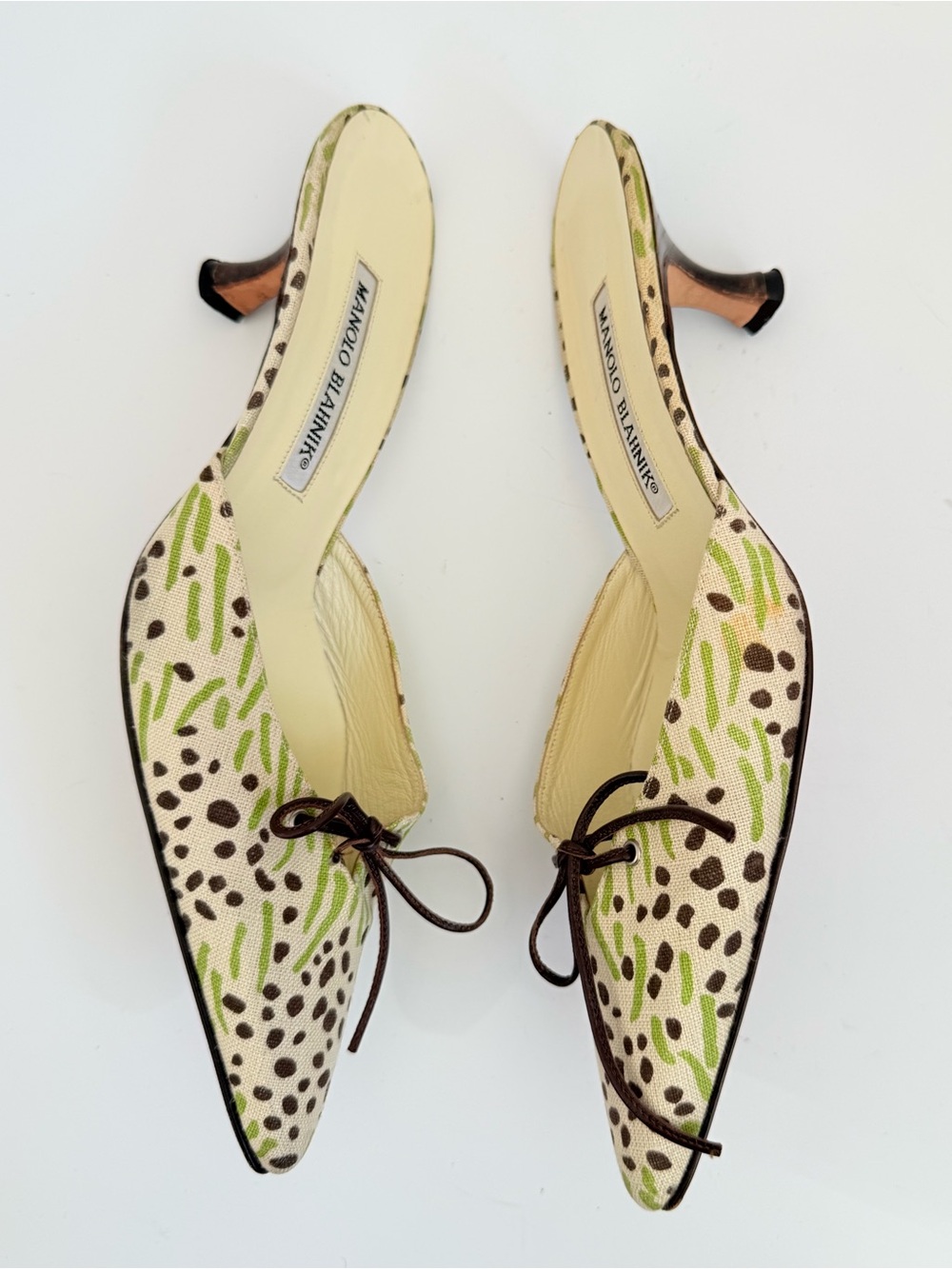 Vintage Manolo Blahnik Printed Bow Canvas Pointed Toe Kitten Heel Mules 38 - Picture 5 of 9